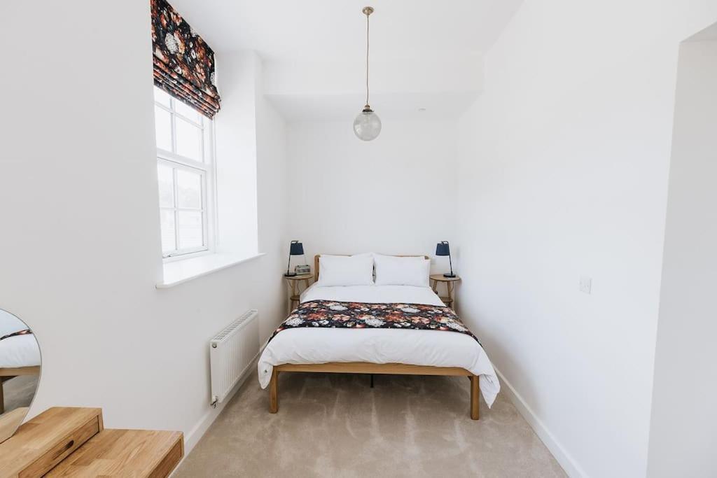 Bobbin Row - Grade 2 Listed Property With A Beautiful Design With Access To Leeds リーズ エクステリア 写真