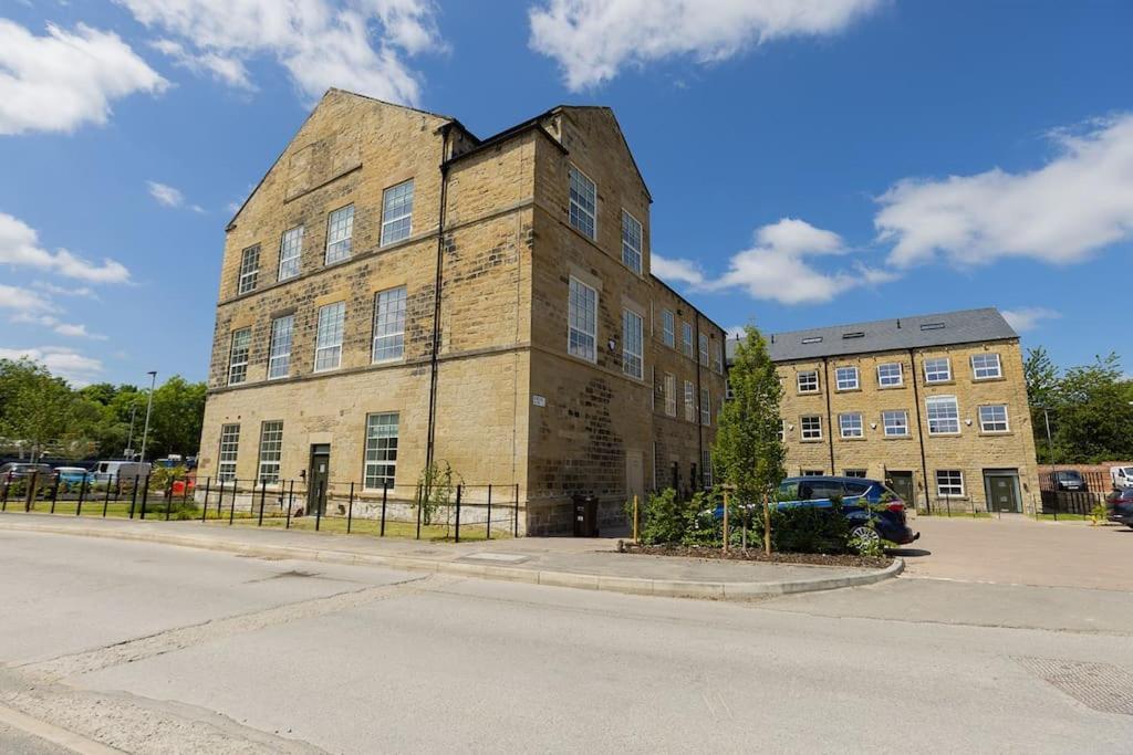 Bobbin Row - Grade 2 Listed Property With A Beautiful Design With Access To Leeds リーズ エクステリア 写真