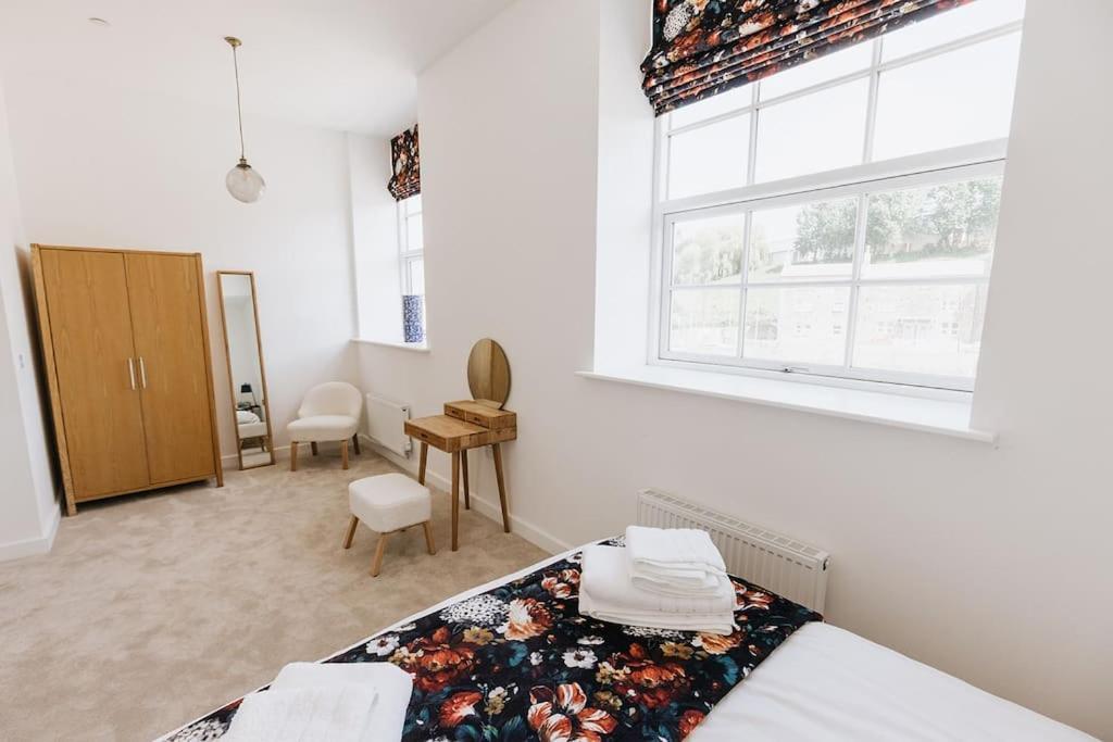 Bobbin Row - Grade 2 Listed Property With A Beautiful Design With Access To Leeds リーズ エクステリア 写真