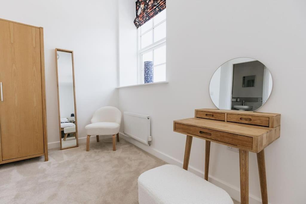 Bobbin Row - Grade 2 Listed Property With A Beautiful Design With Access To Leeds リーズ エクステリア 写真