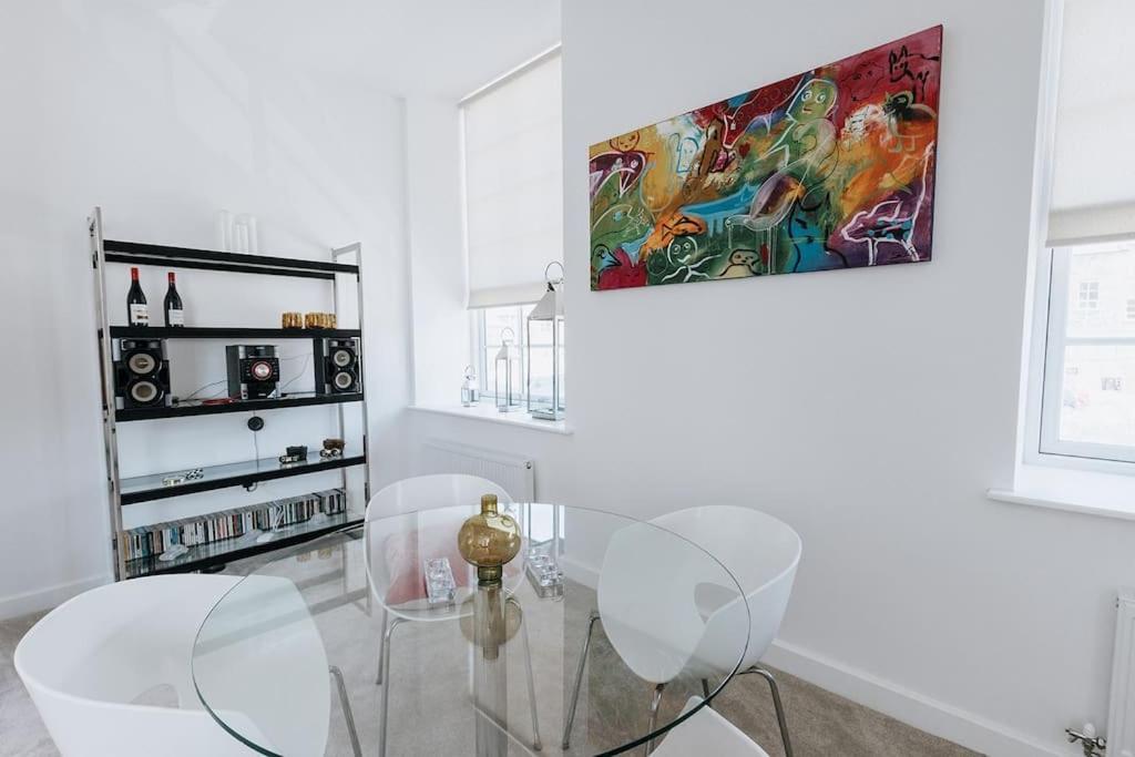 Bobbin Row - Grade 2 Listed Property With A Beautiful Design With Access To Leeds リーズ エクステリア 写真