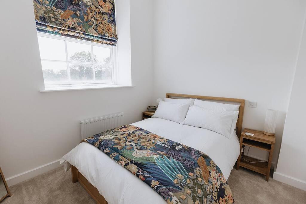 Bobbin Row - Grade 2 Listed Property With A Beautiful Design With Access To Leeds リーズ エクステリア 写真